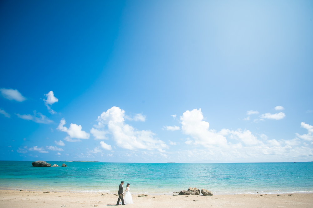 沖縄本当には無い、誰もいない広大な景色とビーチのテイストでは二人だけのもの。。
