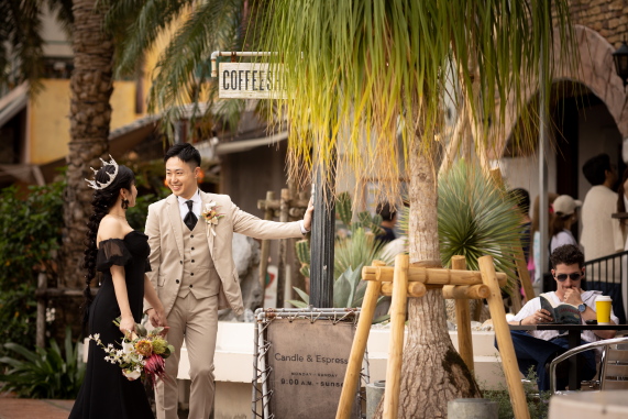 フォトジェニックなアメリカンビレッジでフォトウエディング